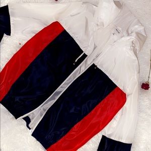 I am selling a wind breaker